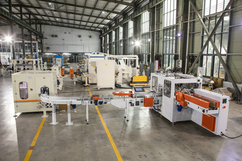 facial tissue folding machine