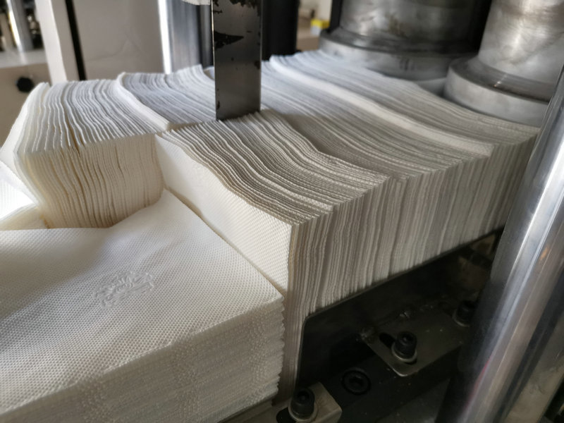 napkin paper cutting machine