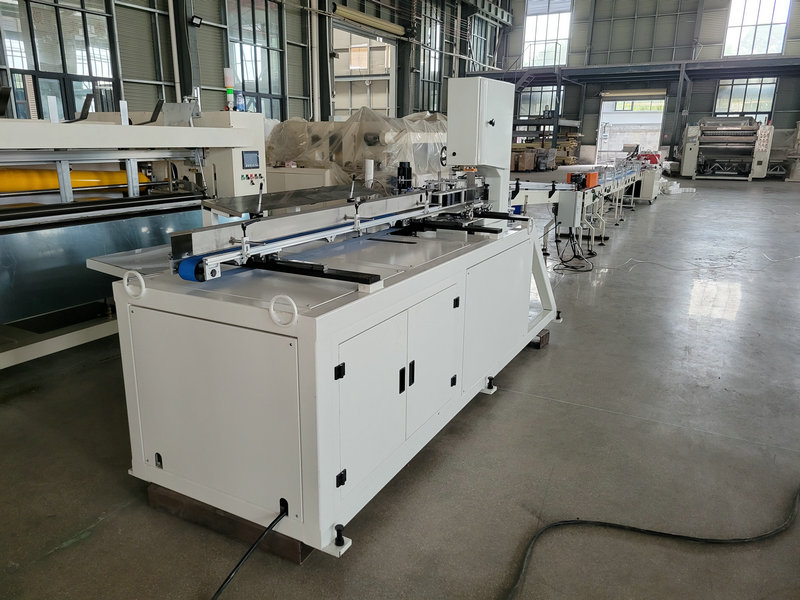 toilet paper cutting machine