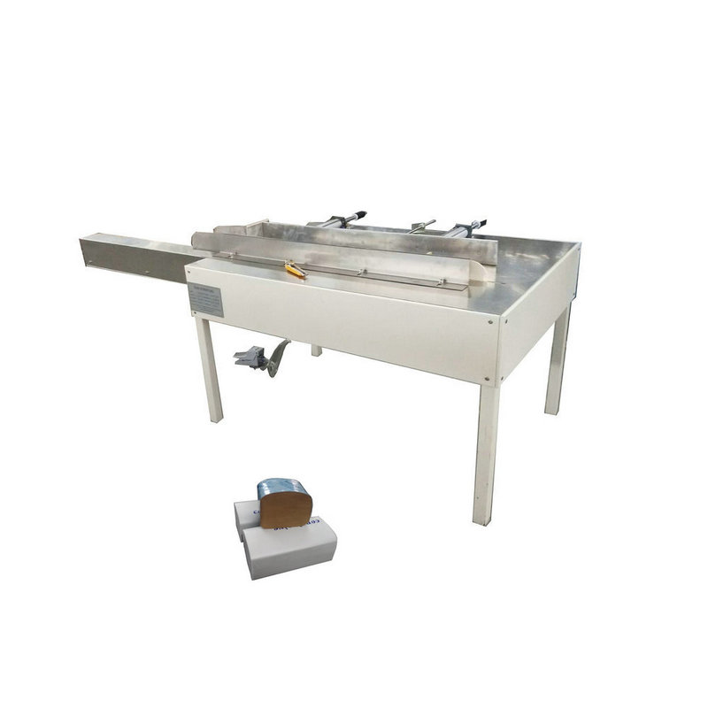 N type hand tissue paper towel inserting machine
