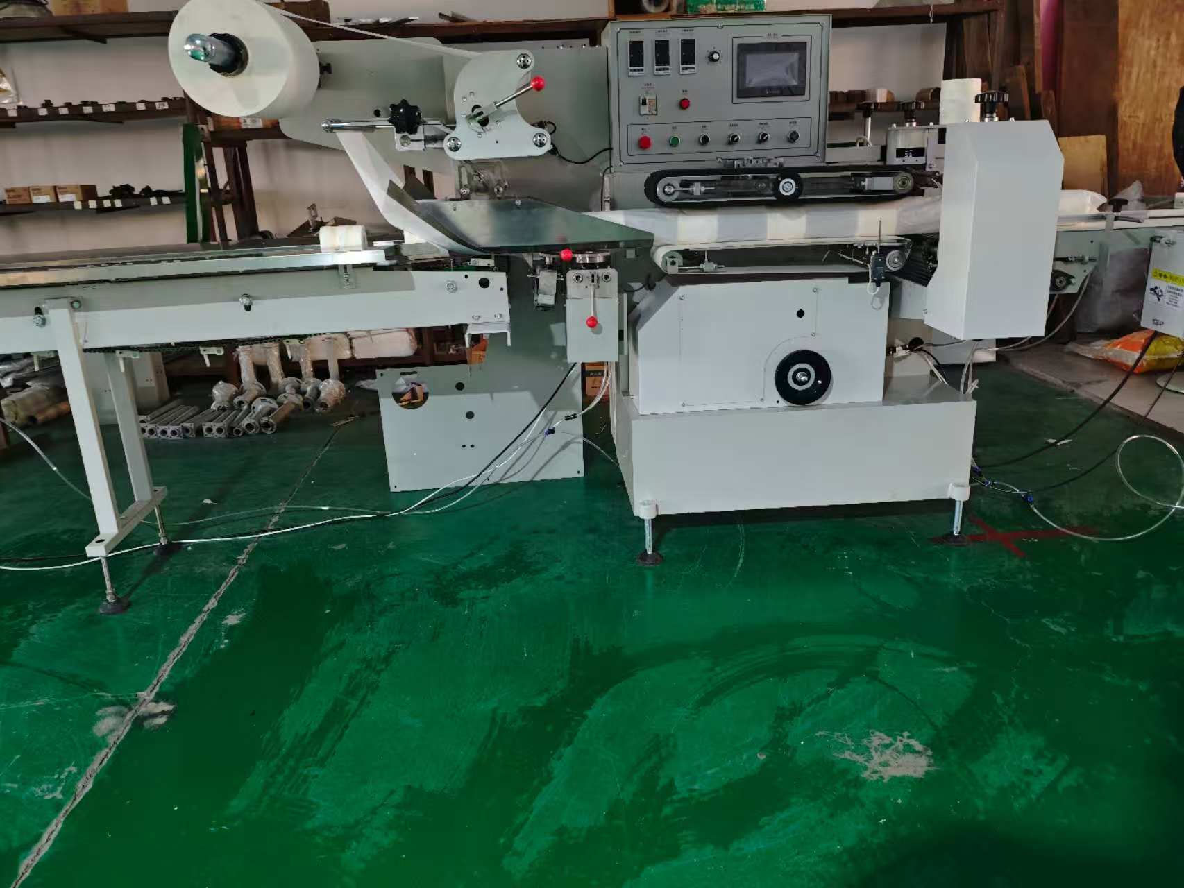 small toilet paper packing machine