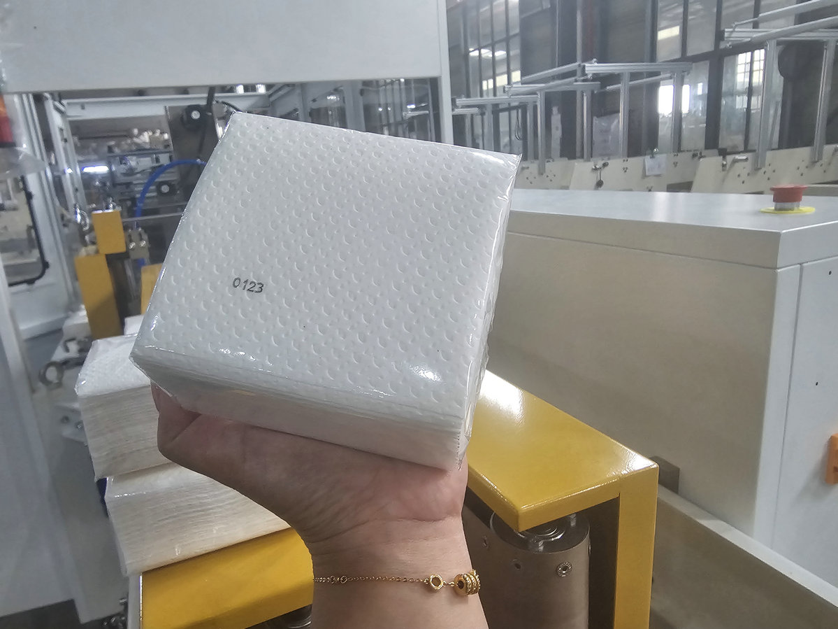 tissue paper packaging machine