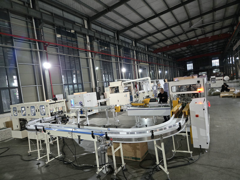 Full-automatic facial tissue line greatly improved our production efficiency