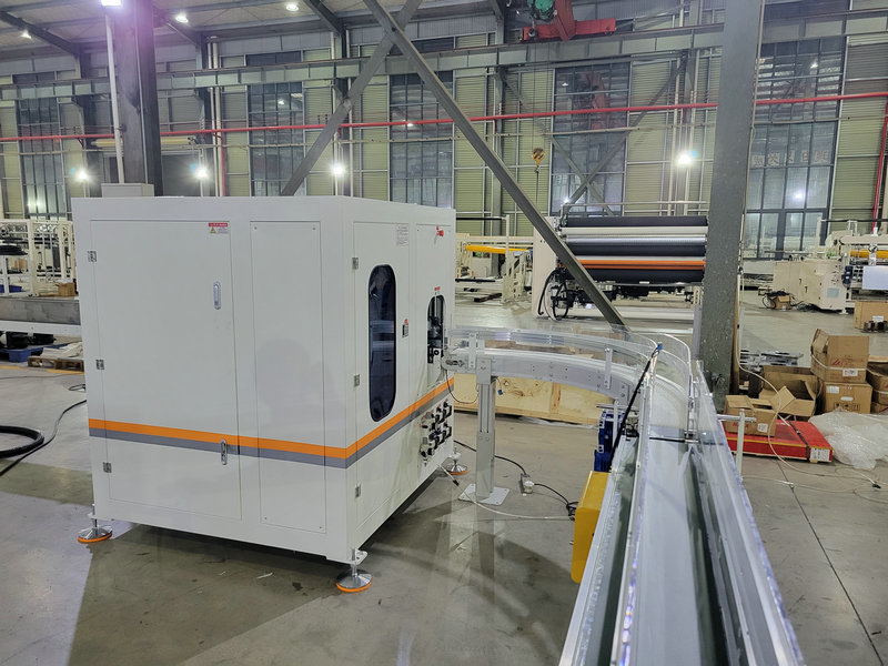 facial tissue cutting machine