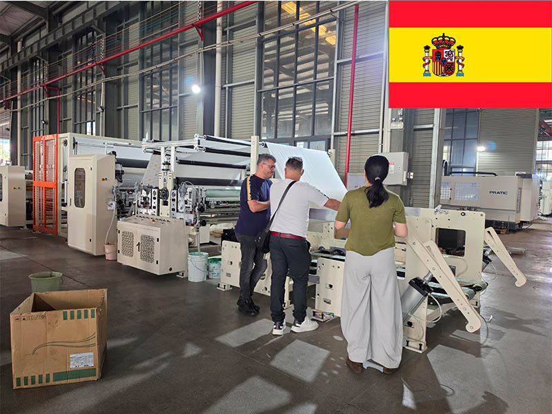 Automatic 4 rolls packing small toilet paper roll machine production line in Spain